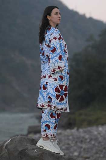 RAAS LIFE_White Cotton Embroidery Dadam Suzani Trouser _Online_at_Aza_Fashions