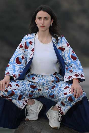 Buy_RAAS LIFE_White Cotton Embroidery Dadam Suzani Trouser _Online_at_Aza_Fashions