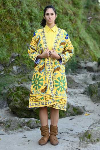 RAAS LIFE_Yellow Cotton Embroidery Round Neck Kodiyar Ben Suzani Jacket _at_Aza_Fashions
