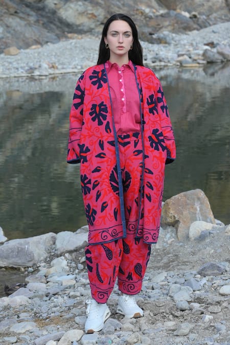 RAAS LIFE Mithi Ben Suzani Embroidered Jacket 