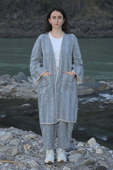 Buy_RAAS LIFE_White Cotton Embroidery Open Neck Neelima Ben Block Print Jacket _Online_at_Aza_Fashions