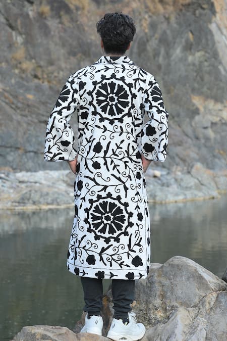 Shop_RAAS LIFE_Black Handloom Cotton Embroidery Chakri Ben Handwoven Suzani Trench Jacket _at_Aza_Fashions