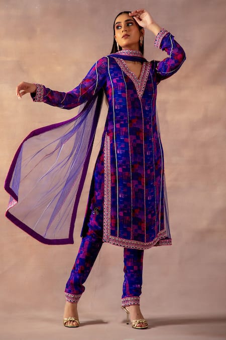 Laxmishriali_Purple Georgette, Net Sequins, Beads, Pearls, Square Print Straight Kurta Set _Online_at_Aza_Fashions