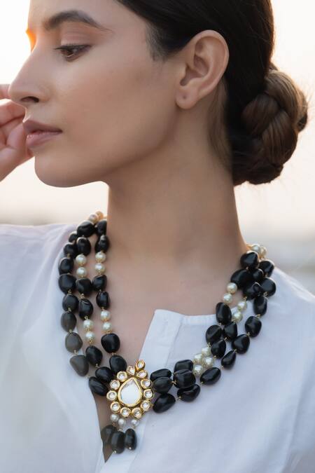 Do Taara_Black Natural Stone Embellished Pendant Layered Necklace _Online_at_Aza_Fashions
