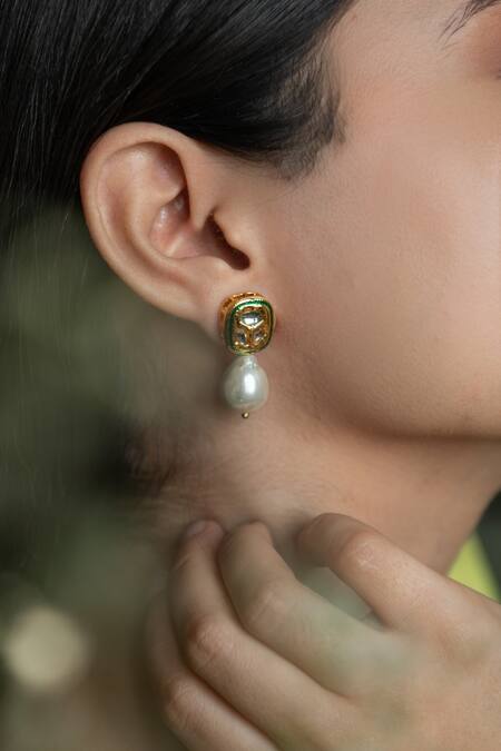 Do Taara_Gold Plated Pearls, Diamonds Kundan And Drop Earrings _Online_at_Aza_Fashions