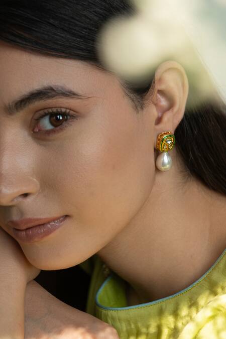 Buy_Do Taara_Gold Plated Pearls, Diamonds Kundan And Drop Earrings _Online_at_Aza_Fashions