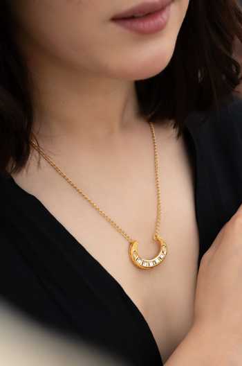 Do Taara Gold Plated Crescent Kundan Embellished Pendant Necklace Online at Aza Fashions Do Taara_Gold Plated Crescent Kundan Embellished Pendant Necklace _Online_at_Aza_Fashions