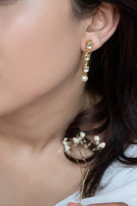 Do Taara Celtic Framed Kundan Pearl Drop Earrings 