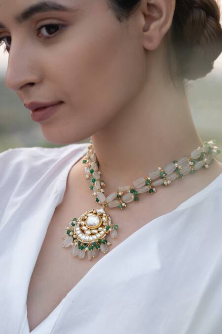 Buy_Do Taara_Green Ornate Bloom Kundan And Onyx Stone Embellished Necklace _Online_at_Aza_Fashions