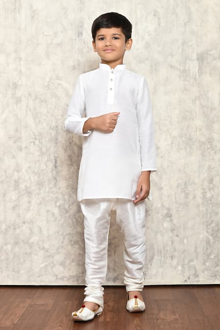 Samyukta Singhania_White Cotton, Silk Plain Kurta _Online_at_Aza_Fashions