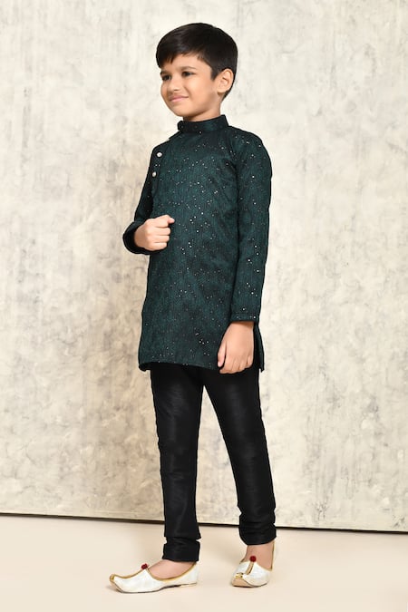 Shop_Petite Pomme_Green Jacquard Sequins Geometric Embellished Kurta _Online_at_Aza_Fashions