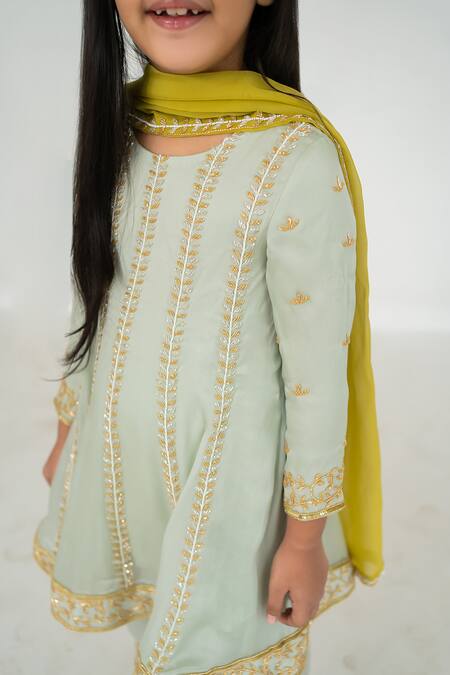 Buy_EASE_Green Satin, Organza, Viscose Embroidery Leaf Line Anarkali Salwar Set _Online_at_Aza_Fashions