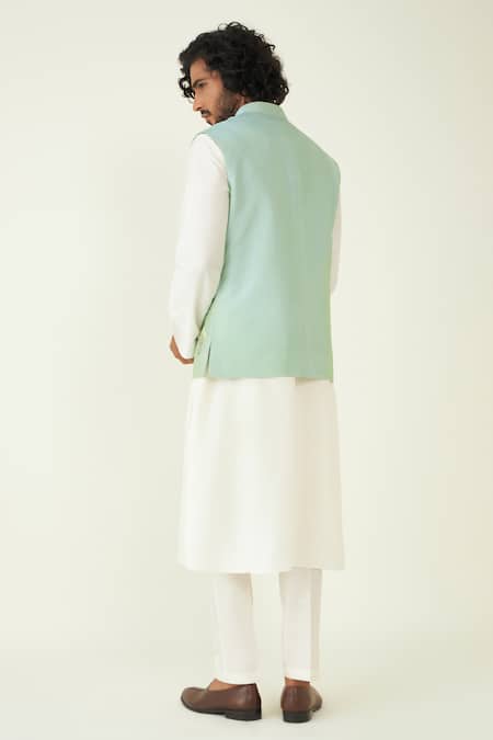 Shop Roohbyridhimaa Green Silk, Chanderi Embroidery Floral Bundi at Aza Fashions Shop_Roohbyridhimaa_Green Silk, Chanderi Embroidery Floral Bundi _at_Aza_Fashions