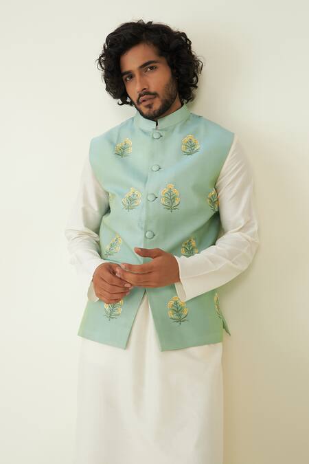 Buy Roohbyridhimaa Green Silk, Chanderi Embroidery Floral Bundi Online at Aza Fashions Buy_Roohbyridhimaa_Green Silk, Chanderi Embroidery Floral Bundi _Online_at_Aza_Fashions