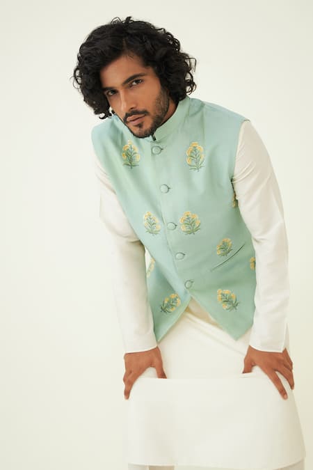 Shop Roohbyridhimaa Green Silk, Chanderi Embroidery Floral Bundi Online at Aza Fashions Shop_Roohbyridhimaa_Green Silk, Chanderi Embroidery Floral Bundi _Online_at_Aza_Fashions