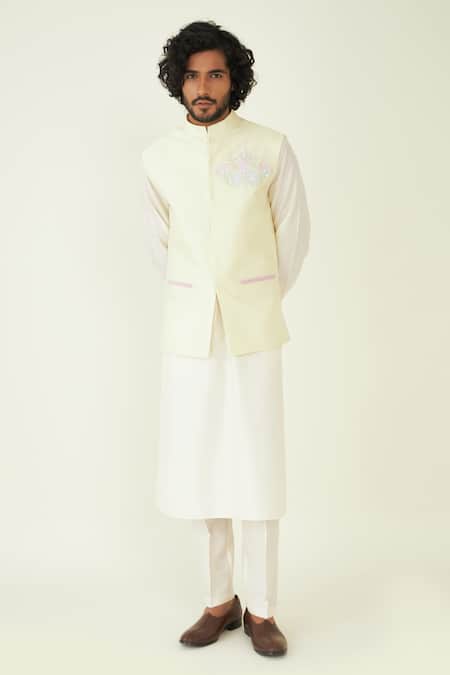 Roohbyridhimaa Yellow Chanderi Silk Embroidery Pastel Floral Bundi