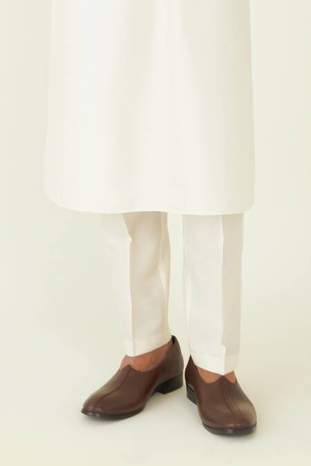 Roohbyridhimaa Yellow Chanderi Silk Embroidery Pastel Floral Bundi at Aza Fashions Roohbyridhimaa_Yellow Chanderi Silk Embroidery Pastel Floral Bundi _at_Aza_Fashions