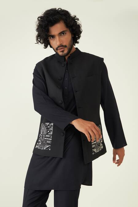 Roohbyridhimaa_Black Viscose, Silk Embroidery Abstract Bundi _Online_at_Aza_Fashions