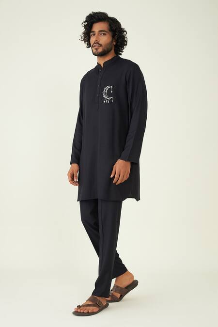 Roohbyridhimaa Black Silk, Rayon Embroidery, Zari Mohtaab Placement Kurta Set Online at Aza Fashions Roohbyridhimaa_Black Silk, Rayon Embroidery, Zari Mohtaab Placement Kurta Set _Online_at_Aza_Fashions