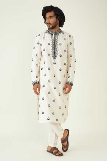 Blue Men's Lakhnavi Kurta with Embroidery & Resham