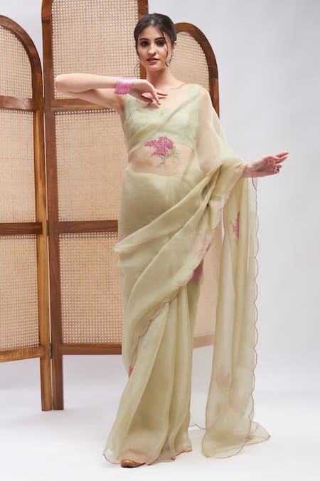 RoohbyRidhimaa Masakali Resham Embroidered Saree With Unstitched Blouse Piece 