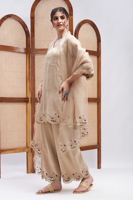 Buy_Roohbyridhimaa_Gold Organza, Silk, Chanderi Embroidery V-neck Sharar Resham Border Kurta Set _Online_at_Aza_Fashions