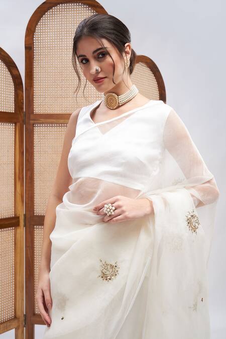 Buy Roohbyridhimaa Off White Silk Organza Shwet Resham Saree With Unstitched Blouse Piece Online at Aza Fashions Buy_Roohbyridhimaa_Off White Silk Organza Shwet Resham Saree With Unstitched Blouse Piece _Online_at_Aza_Fashions