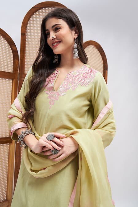 Shop Roohbyridhimaa Green Organza, Cotton, Embroidery Collared Amal Neckline Kurta Set Online at Aza Fashions Shop_Roohbyridhimaa_Green Organza, Cotton, Embroidery Collared Amal Neckline Kurta Set _Online_at_Aza_Fashions