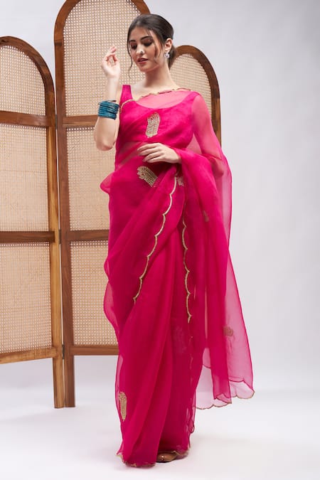 Hot Pink Stretch Lycra Pre-Stitched Saree Set Design by Kavita Bhartia at  Pernia's Pop Up Shop 2024