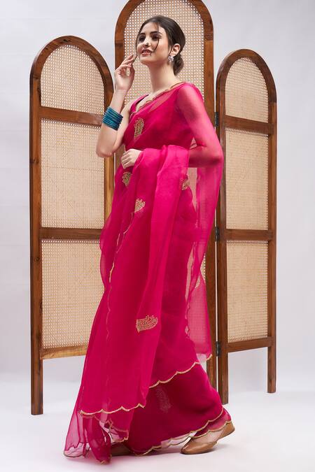 Roohbyridhimaa_Fuchsia Silk Organza Gulaabo Border Saree With Unstitched Blouse Piece _Online_at_Aza_Fashions