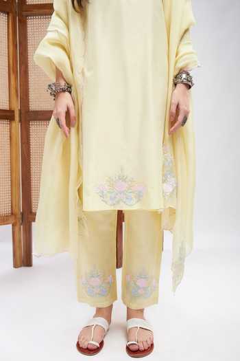 Buy Roohbyridhimaa Yellow Organza, Cotton, Silk Embroidery V-neck Humdam Floral Kurta Set Online at Aza Fashions Buy_Roohbyridhimaa_Yellow Organza, Cotton, Silk Embroidery V-neck Humdam Floral Kurta Set _Online_at_Aza_Fashions