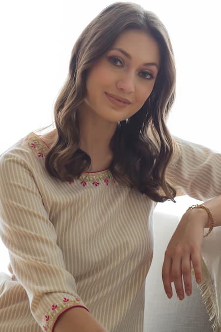 Shop_Roohbyridhimaa_Gold Cotton, Chiffon Embroidery Round Neck Mahira Stripe Print Kurta Set _at_Aza_Fashions