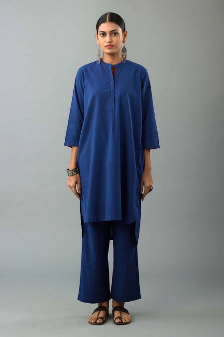 Kora_Blue Handloom Cotton, Silk Tassels, Beads Mandarin Collar Kurta Set With Scarf _Online_at_Aza_Fashions