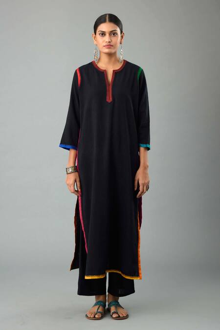 Kora_Black Handloom Cotton, Silk Embroidery Split V-neck Kurta Pant Set _Online_at_Aza_Fashions