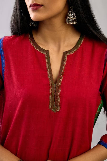 Shop_Kora_Red Handloom Cotton, Silk Tassels, Applique Split Kurta Pant Set With Stole _Online_at_Aza_Fashions