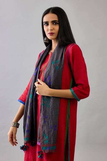Buy_Kora_Red Handloom Cotton, Silk Embroidery Round Neck Border Kurta Set 