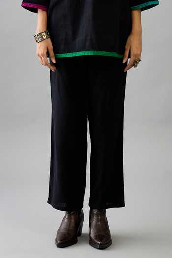 Kora_Black Handloom Cotton Embroidery Round Neck Short Kurta And Pant Set _Online_at_Aza_Fashions