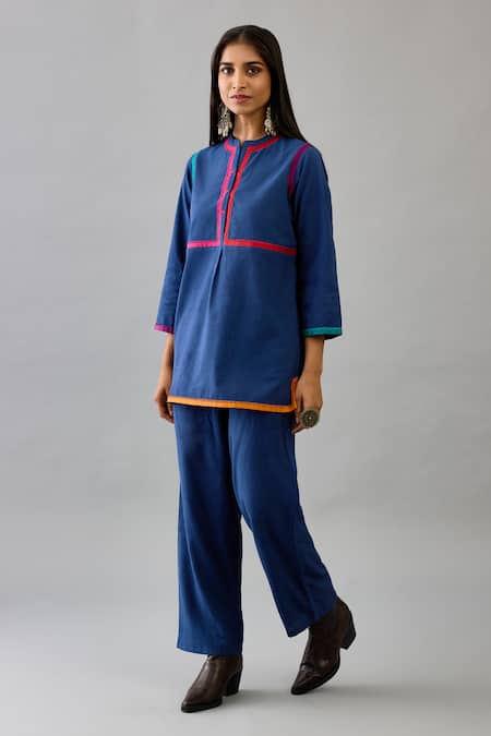 Buy_Kora_Blue Handloom Cotton Embroidery Round Neck Border Kurta And Pant Set _Online_at_Aza_Fashions