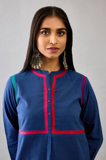 Kora_Blue Handloom Cotton Embroidery Round Neck Border Kurta And Pant Set _at_Aza_Fashions