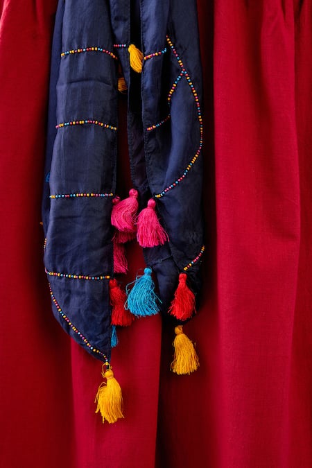 Shop_Kora_Red Handloom Cotton, Silk Border Kurta Set With Scarf _Online_at_Aza_Fashions