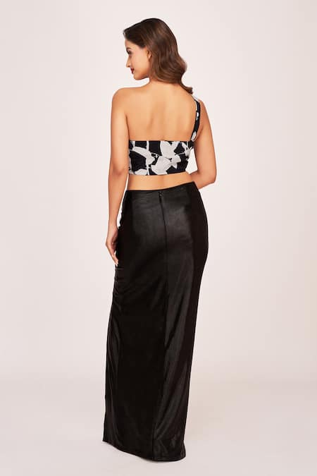 Shop House Of Varada Black Crepe One Shoulder Lily Bloom Print Top With High Slit at Aza Fashions Shop_House Of Varada_Black Crepe One Shoulder Lily Bloom Print Top With High Slit_at_Aza_Fashions