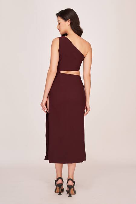 Shop House Of Varada Brown Crepe One Shoulder Color Block Waist Cut Out Midi Dress at Aza Fashions Shop_House Of Varada_Brown Crepe One Shoulder Color Block Waist Cut Out Midi Dress _at_Aza_Fashions