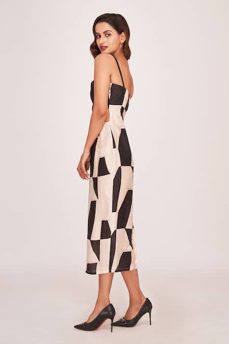 House Of Varada Black Silk Sweetheart Neck Geometric Dribble Print Side Cut Out Midi Dress Online at Aza Fashions House Of Varada_Black Silk Sweetheart Neck Geometric Dribble Print Side Cut Out Midi Dress _Online_at_Aza_Fashions
