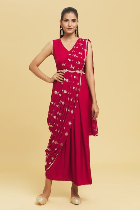 Nazaakat by Samara Singh Maroon Polyester Printed Foil V-neck Pallu Saree Dress