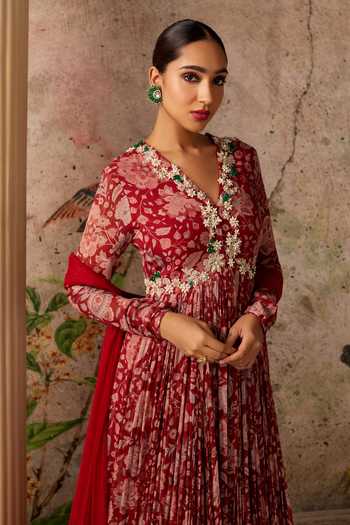 Buy Ridhi Mehra Red Anarkali Silk Flair Pleated Floral Print With Dupatta Online at Aza Fashions Buy_Ridhi Mehra_Red Anarkali Silk Flair Pleated Floral Print With Dupatta _Online_at_Aza_Fashions