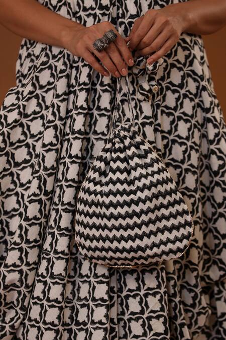 Shop_The Home Affair_Black Cotton Embroidery V-neck Handblock Print Dress 