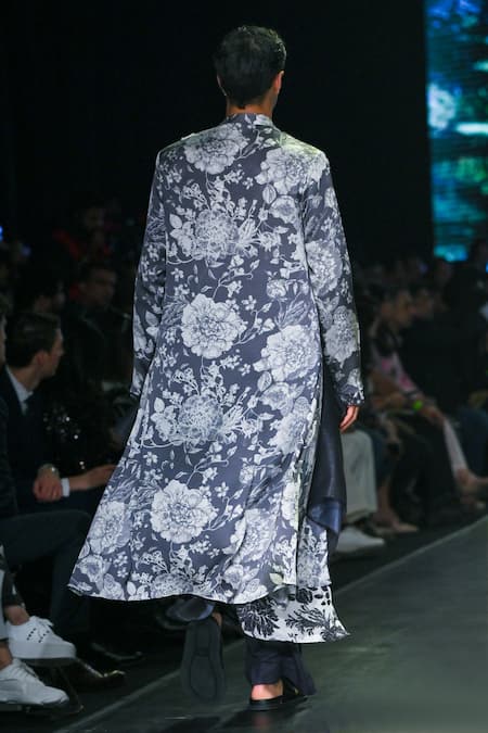 Shop Varun Bahl Black Polyester Embroidery Floral Print Cape With Kurta Set at Aza Fashions Shop_Varun Bahl_Black Polyester Embroidery Floral Print Cape With Kurta Set _at_Aza_Fashions