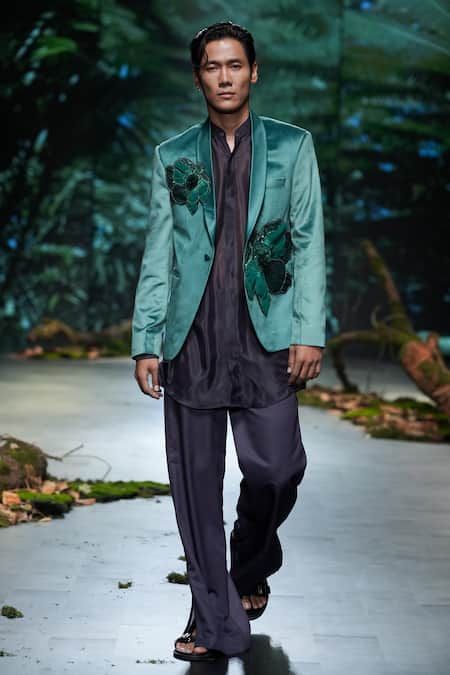 Varun Bahl Green Velvet Embroidered Cutdana Jacket Trouser Set 