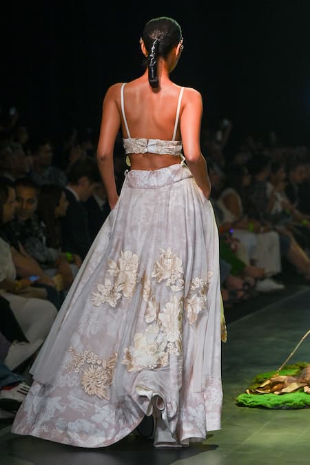 Varun Bahl Vintage Floral Pattern Lehenga With Blouse 