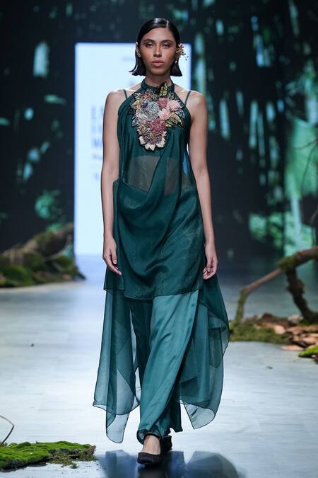 Varun Bahl Green Velvet, Lurex Embroidery, Beads Applique Draped Cape Sharara Set at Aza Fashions Varun Bahl_Green Velvet, Lurex Embroidery, Beads Applique Draped Cape Sharara Set _at_Aza_Fashions